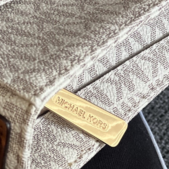 Michael kors bag brand new - Picture 8 of 10